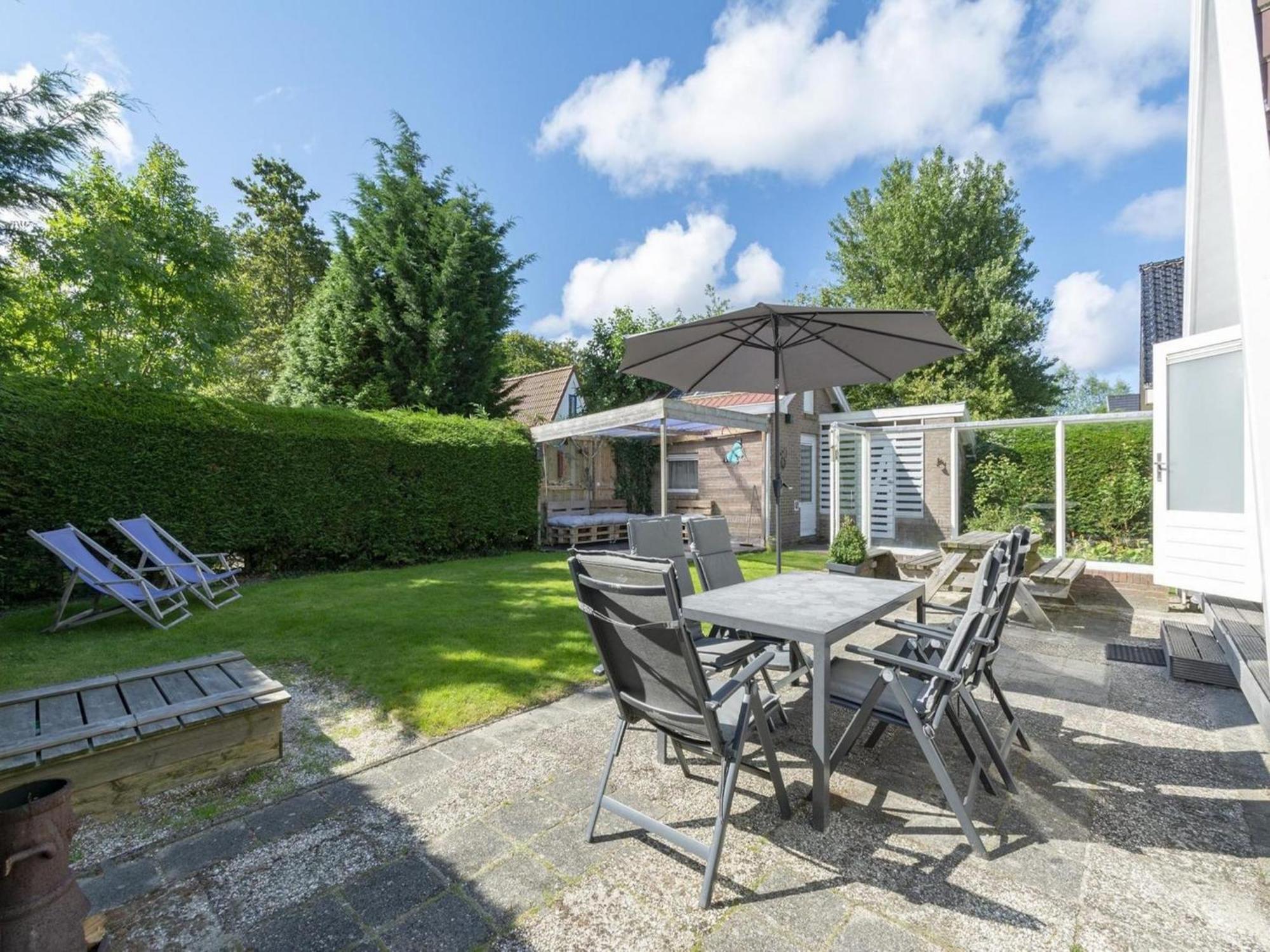 Cozy Holiday Home With Garden Sint Maartensvlotbrug Eksteriør bilde